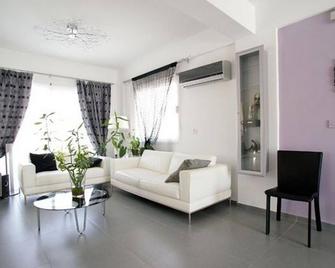 Protaras Villa Dione - Pernera - Living room