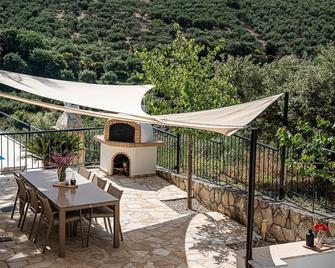 Zentrum Holidays Crete | Villa Kalypso - Darmarochori - Balcón