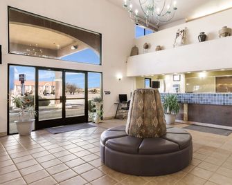 Rodeway Inn Gallup West - גאלופ - לובי