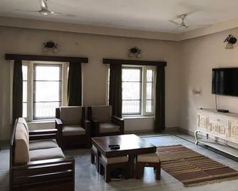 Happy Homestay - Jaipur - Sala de estar