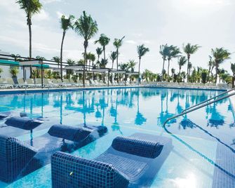 Riu Playacar - Playa del Carmen - Piscina