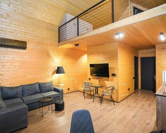 Oxygen Utsera Cottages - Glola - Living room