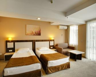 Dit Evrika Beach Club Hotel - Bãi biển Sunny - Phòng ngủ