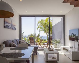 Quinta Golfinho - Estreito da Calheta - Sala de estar