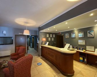 Hotel Clari - Claviere - Recepción
