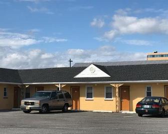 Luxury Inn - Absecon - Building