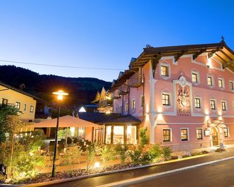 Hotel Reitlwirt - Brixen im Thale - Building