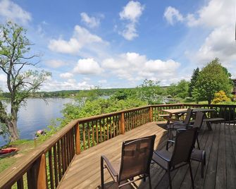 Hartwood Village 13 - McHenry - Balcón