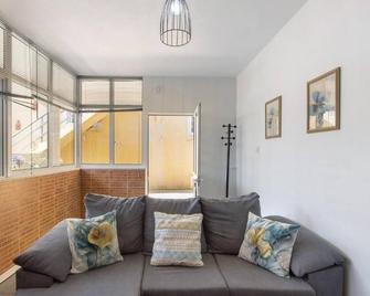 Holiday house Ponte de Vagos for 1 - 5 persons with 2 bedrooms - Holiday home - Sangalhos - Living room