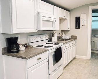 Keizer Rapids Mini Estate (Near In-N-Out) - Keizer - Cocina