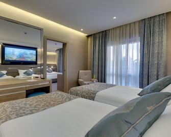 Club Grand Aqua - Manavgat - Schlafzimmer