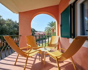 Naturist Park Koversada Villas, Vrsar - Vrsar - Balcony