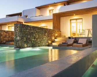 Mykonos Soul Luxury Suites - Adults Only - Agios Stefanos - Басейн