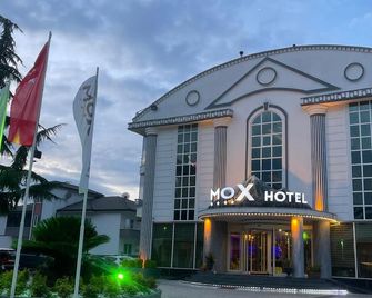 Mox Hotel - Sapanca - Building