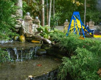 Shine Hotel - Odesa
