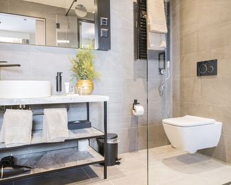 Adaastra Boutique Hotel - Naters - Bathroom