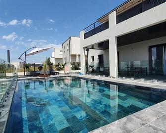 Magnifique Villa-Piscine-Clim - Juvignac - Piscine