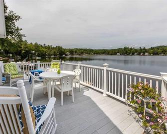 Waterfront Cottage and Ski Getaway! - Sunapee - Balcony