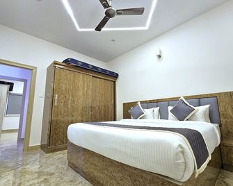 City Service Apartment - Chikamagalur - Bedroom