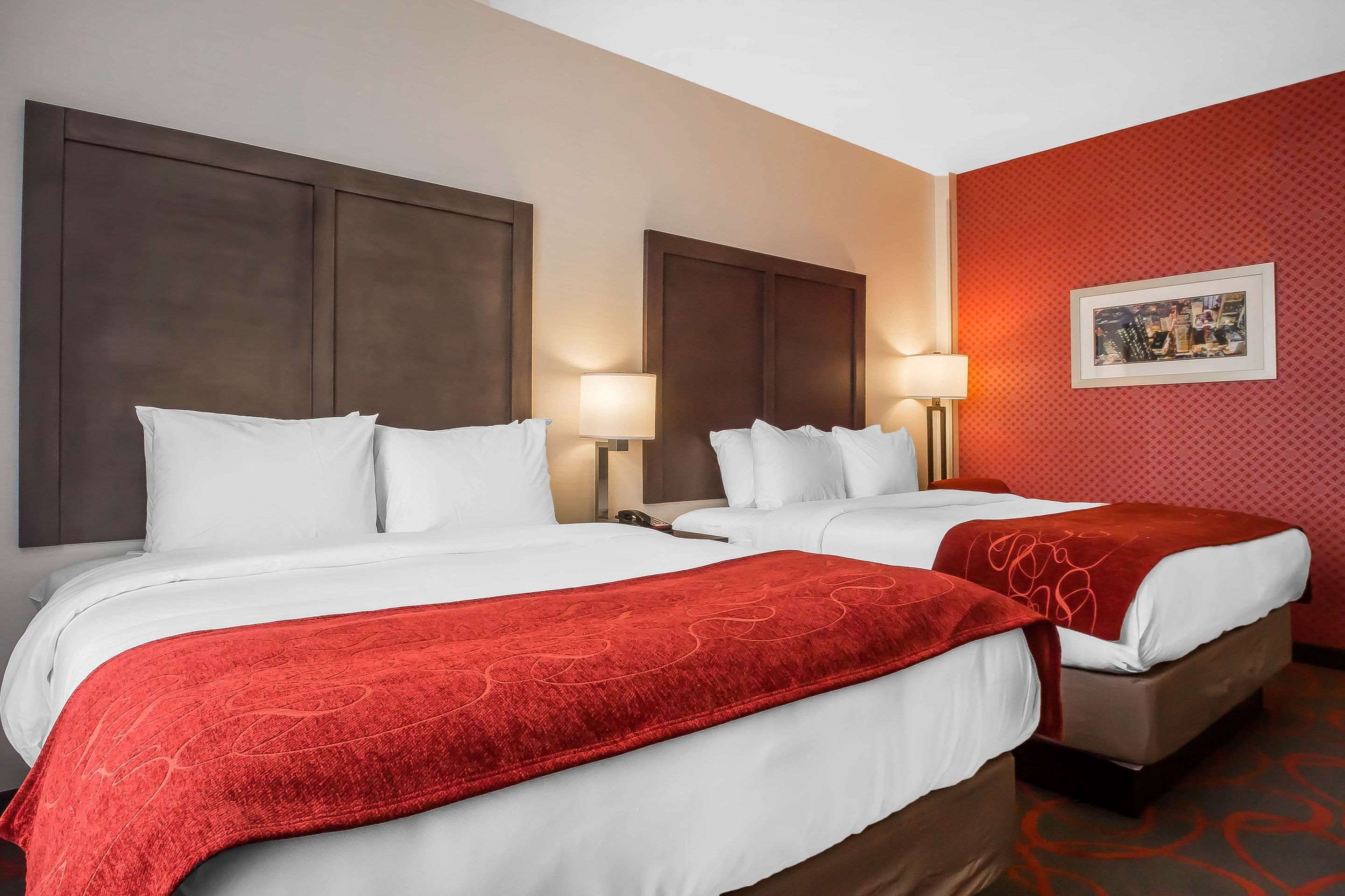 Comfort Inn Suites Near Stadium 132 2 1 0 Bronx Hotel