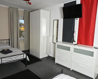 Pott Hostel - Zimmervermietung - Essen - Schlafzimmer