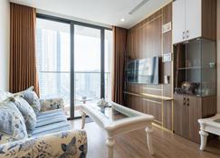 Vinhomes Skylake 2br Luxury Apartment - Hanoi - Living room