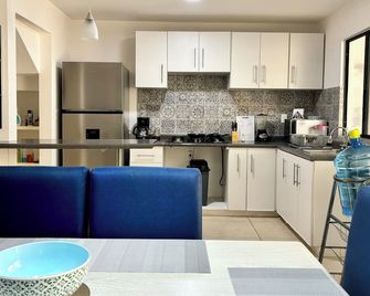 Excelente Alberca Privada En Residencial - Ciudad Valles - Cocina