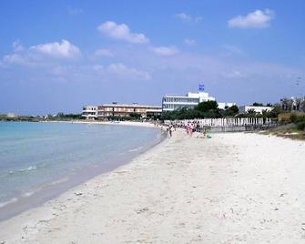Casa Vacanze Donn'Anna - Porto Cesareo - Spiaggia