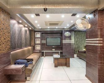 Hotel Vinayak International - Patna - Lobby