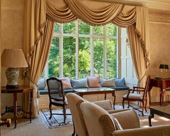 بينميشنوف هول هوتل - دولجيلو - غرفة معيشة