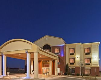 Holiday Inn Express & Suites Plainview By IHG - Plainview - Edificio