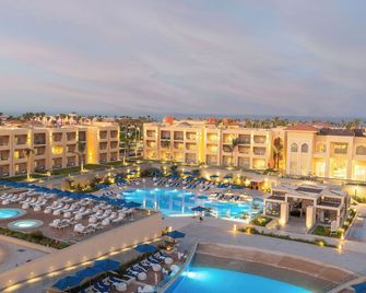 Cleopatra Luxury Resort Sharm - Adults Only 16 years plus - Sharm El Sheikh - Piscina