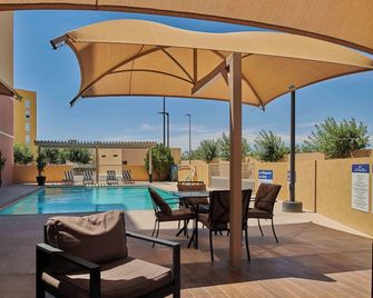 Hampton Inn by Hilton Ciudad Juarez - Ciudad Juárez - Pool