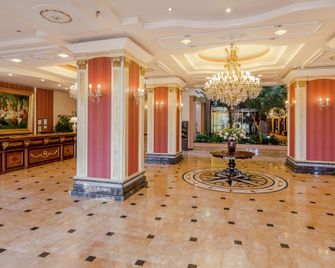 Hilton Sibiu - סיביו - לובי