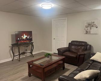 Your Own Private Suite with Private entrance!\n\n - Woodstock