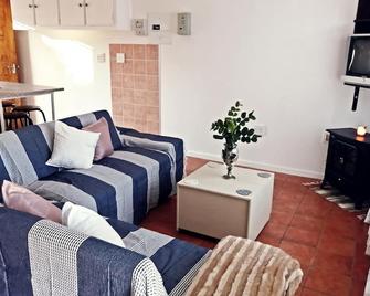 Ambiente Budget Accommodation - Upington - Sala de estar