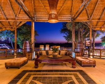 The David Livingstone Safari Lodge & Spa - ליבינגסטון - לובי