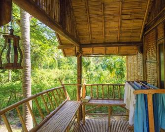 Coffee And Resort - Ko Payam - Balcone