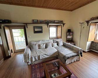 Casa do Alemao - Porto Judeu - Wohnzimmer