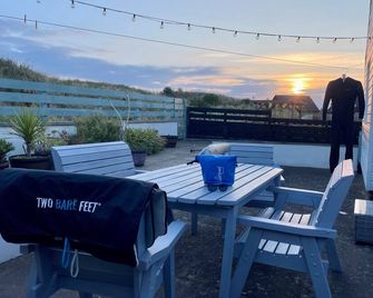 Marram Cottage - Well Equipped, Cosy, Home from Home, Next to Beach, - Beadnell - Patio