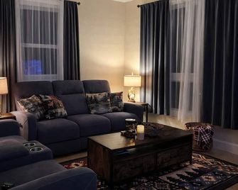 Dunsmuir Getaway - Dunsmuir