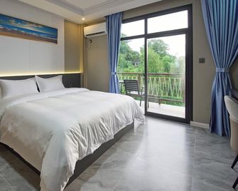 Belau Almond Hotel - Koror