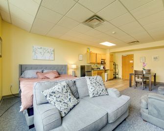 New Kensington Apt Near Parks Pets Welcome! - New Kensington