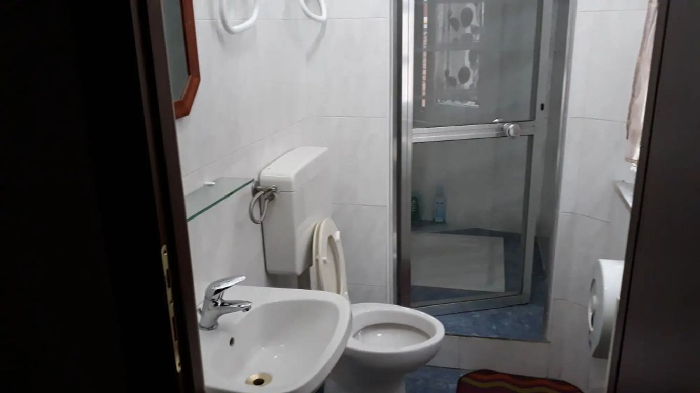 Hotel Houston Livorno - Struttura Esclusivamente Turistica - Not for Business or Workers