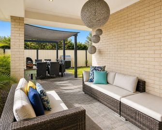 Be Wowed By Bayou - Busselton