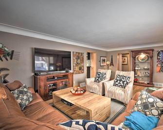 Pet-Friendly Retreat about 1 Mi to St Louis River! - Superior