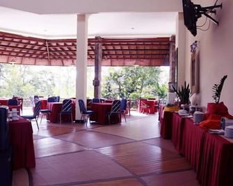 Campago Resort Hotel - Bukittinggi - Restaurant