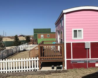 A Galactic Getaway Mini Home at the Drive in - Buda - Budova