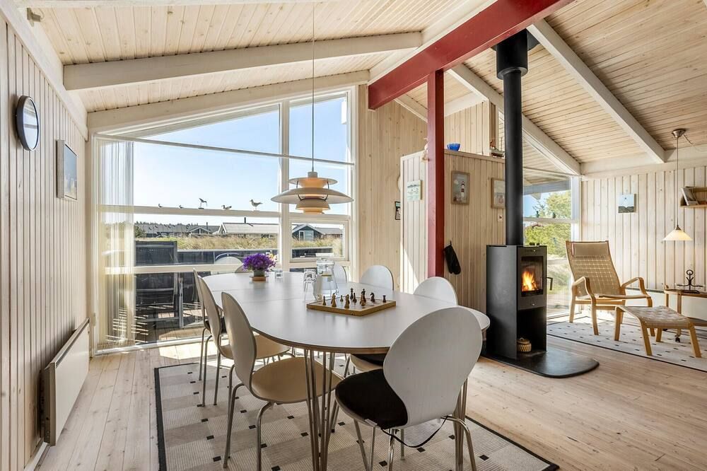 Amazing home in Hirtshals with sauna - Hirtshals - Essbereich