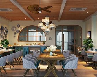 Coralina Hotel & Free Spa Voucher - Туй Гоа - Ресторан